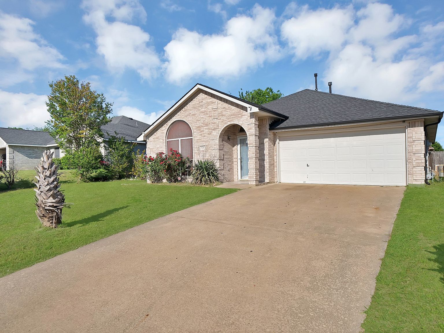 828 Windswept Dr Cedar Hill, TX 75104 - Thumbnail 4