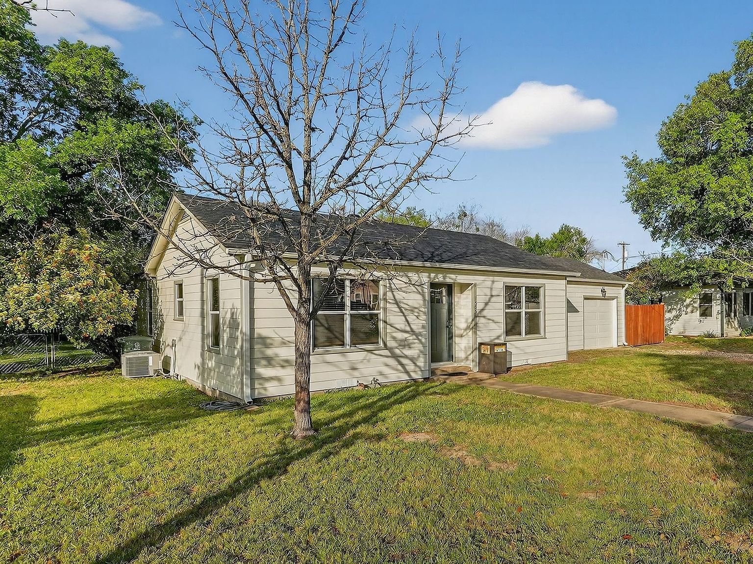 1505 Burt St Bryan, TX 77802 - Thumbnail 4