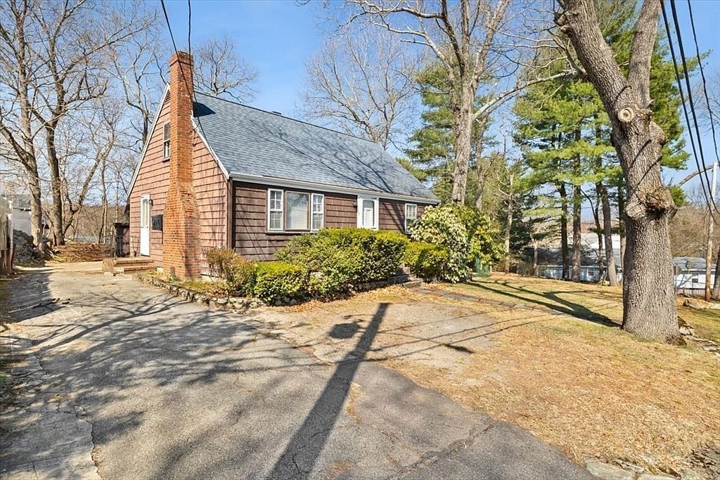 7 Cedar Cir Randolph, MA 02368 - Thumbnail 4