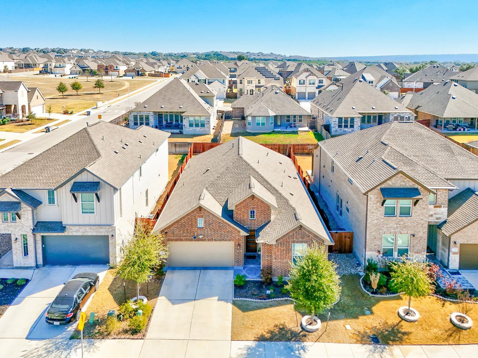 2400 Pack Iron Pass Leander, TX 78641 - Thumbnail 4