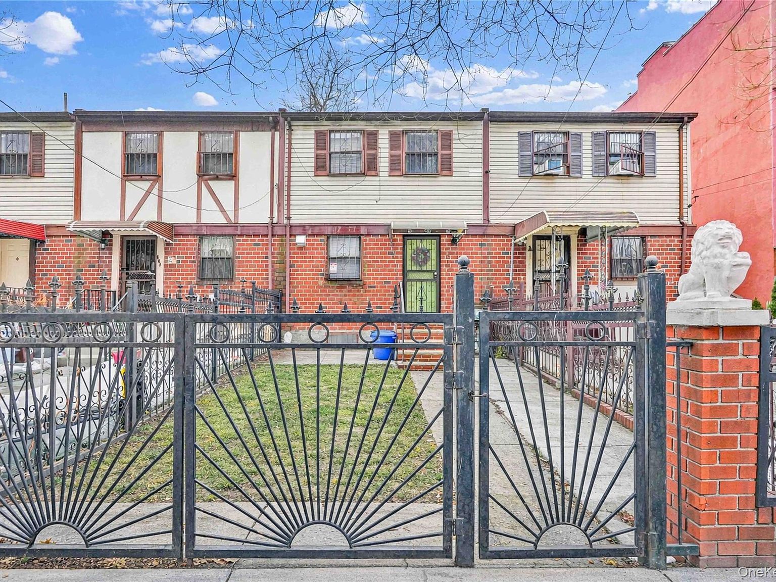 686 Saint Anns Ave Bronx, NY 10455 - Thumbnail 4