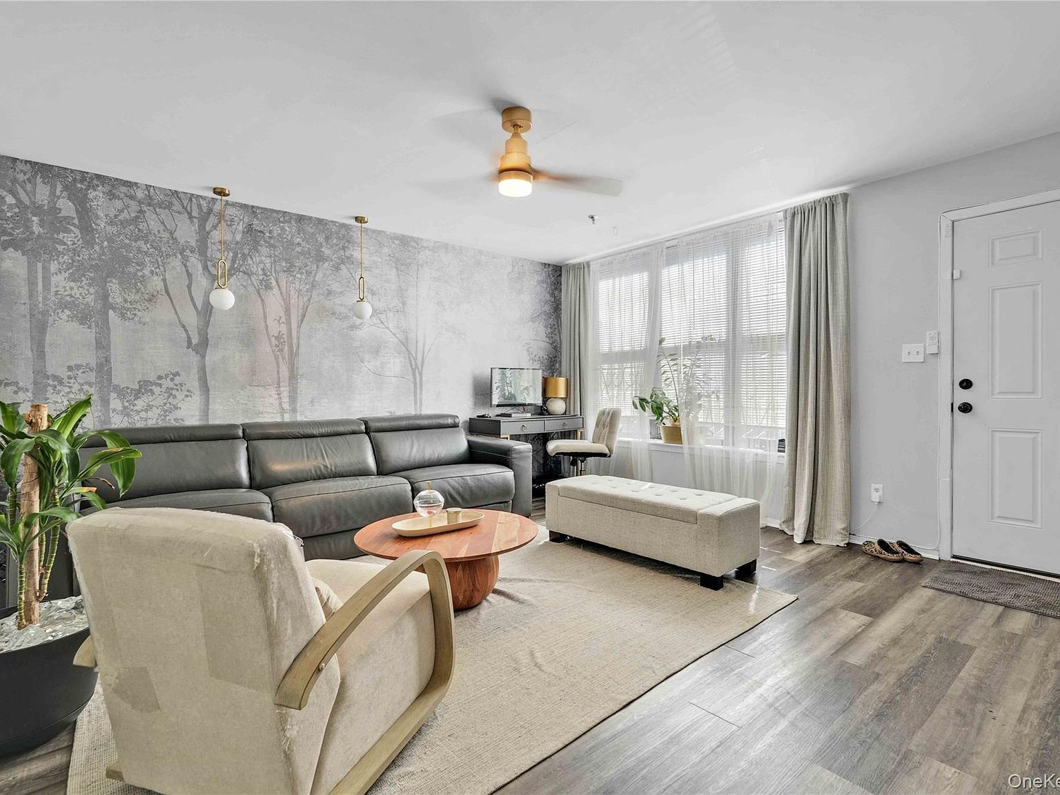 2001 Prospect Ave Bronx, NY 10457 - Thumbnail 4