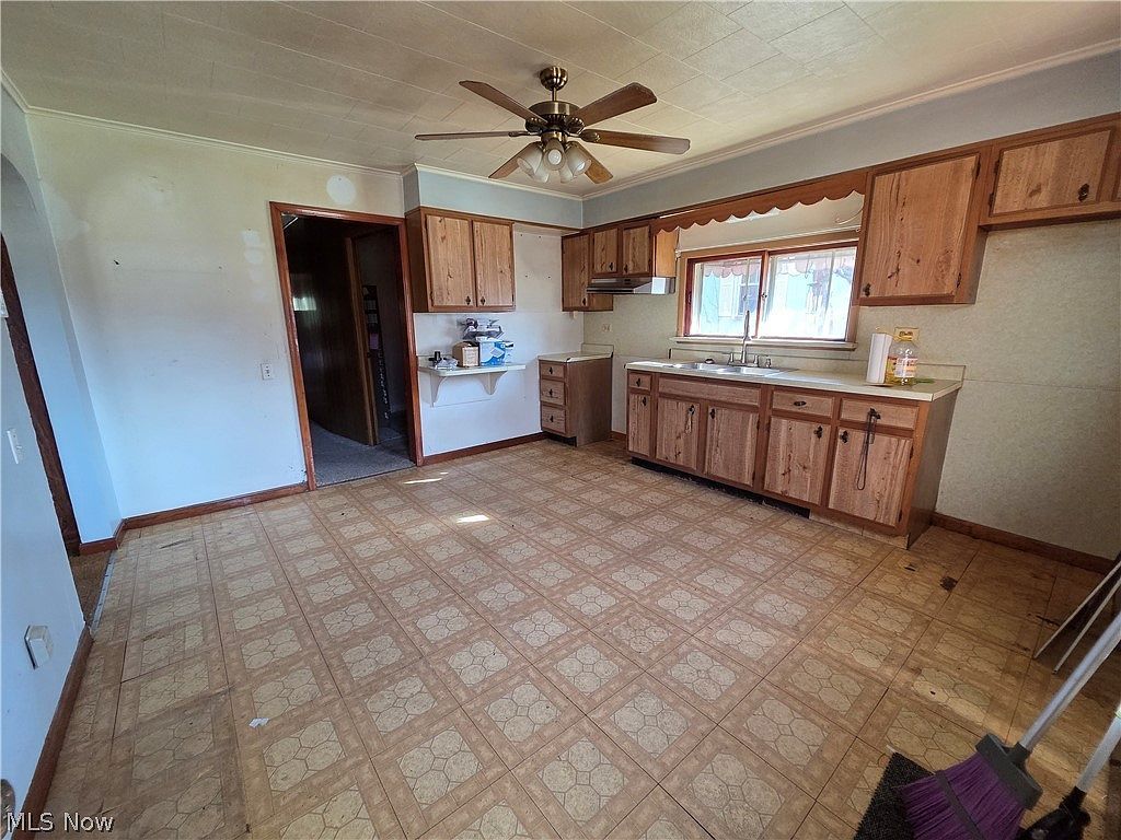 54990 Maple Ave Bridgeport, OH 43912 - Thumbnail 4