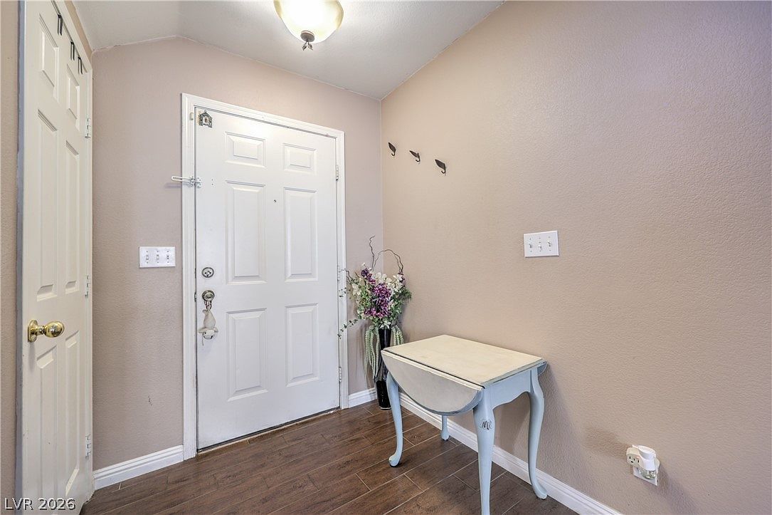 2290 Crooked Creek Ave Las Vegas, NV 89123 - Thumbnail 4