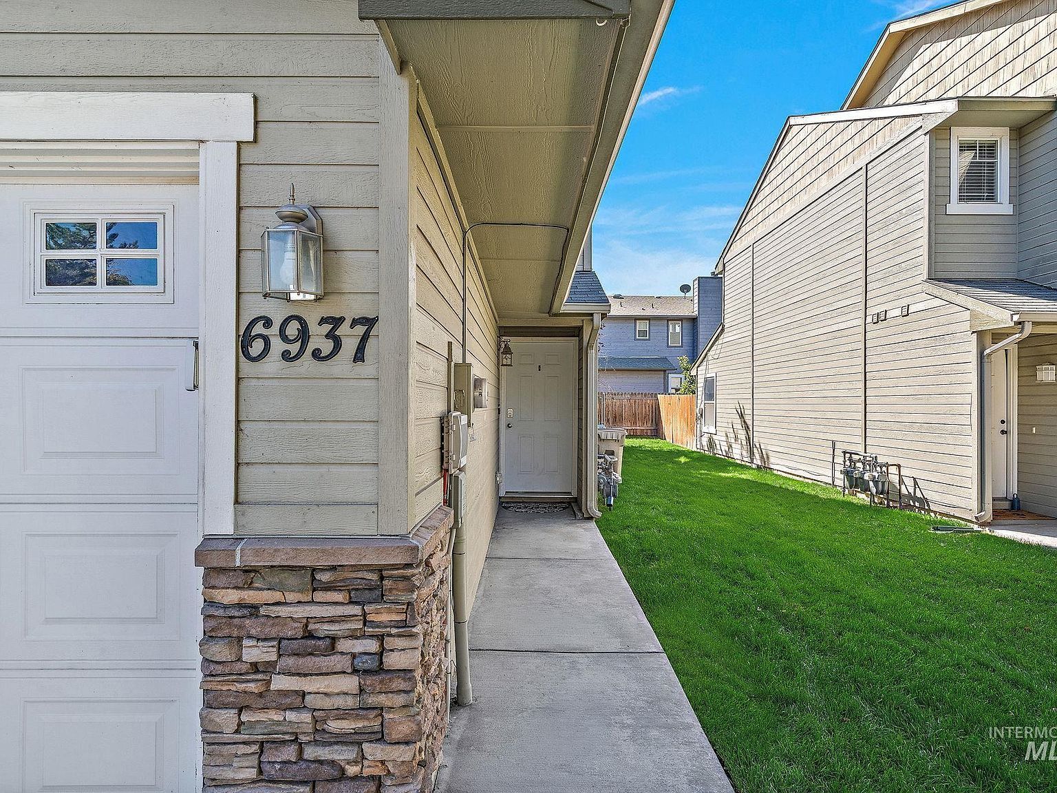 6937 W Preece Ln Boise, ID 83704 - Thumbnail 4