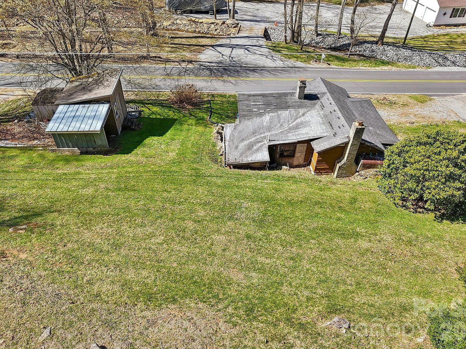 719 Camp Branch Rd Waynesville, NC 28786 - Thumbnail 4