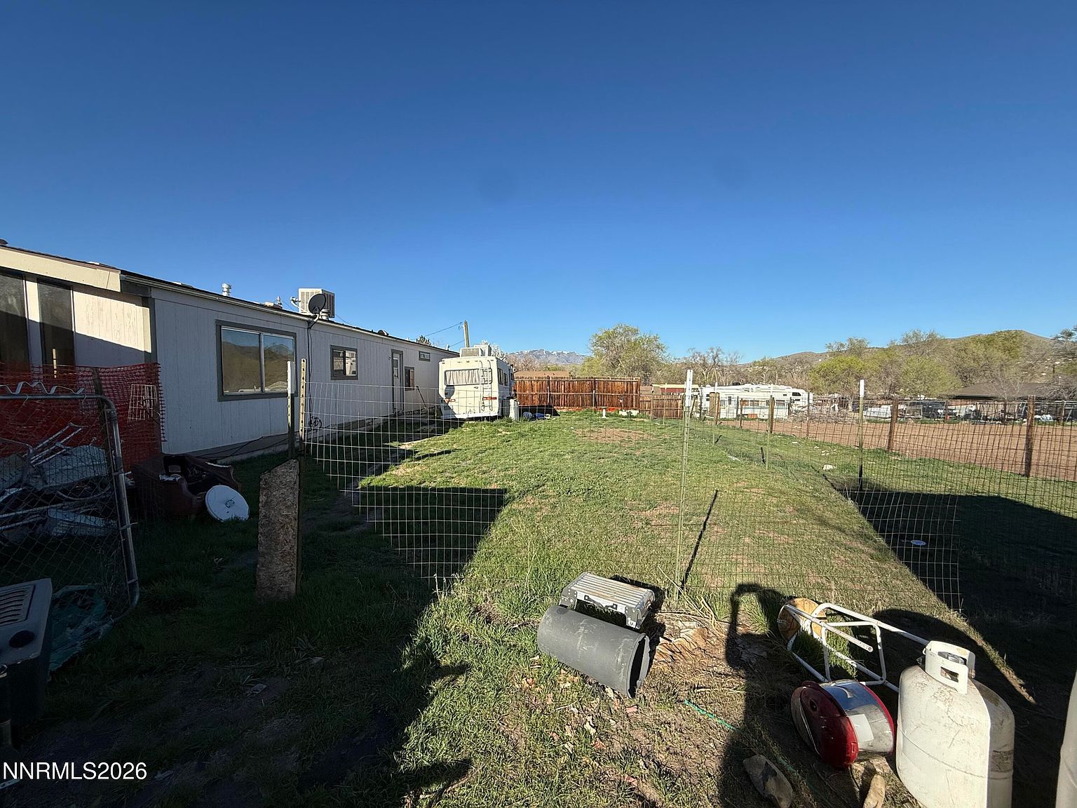 577 E 6th Ave Sun Valley, NV 89433 - Thumbnail 4