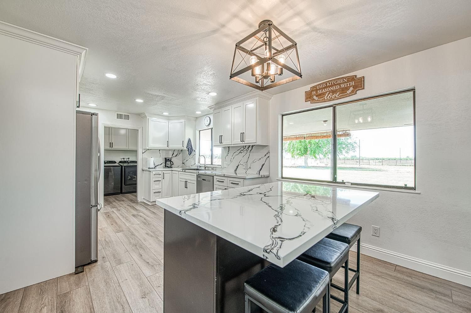 3377 N Bryant St Portland, OR 97217 - Thumbnail 4