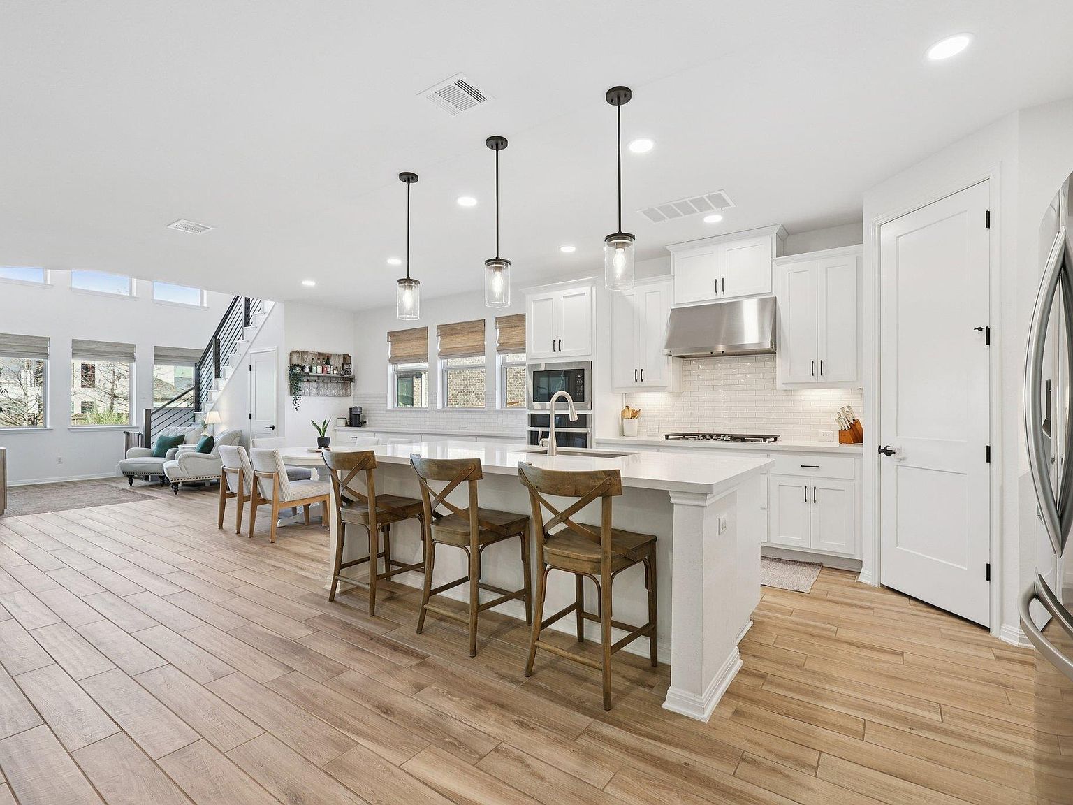 2913 Fallcrest Bnd Leander, TX 78641 - Thumbnail 4