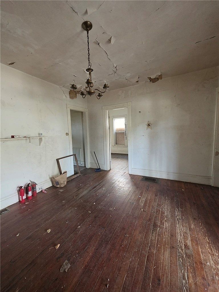 406 Jefferson St Elmira, NY 14904 - Thumbnail 4