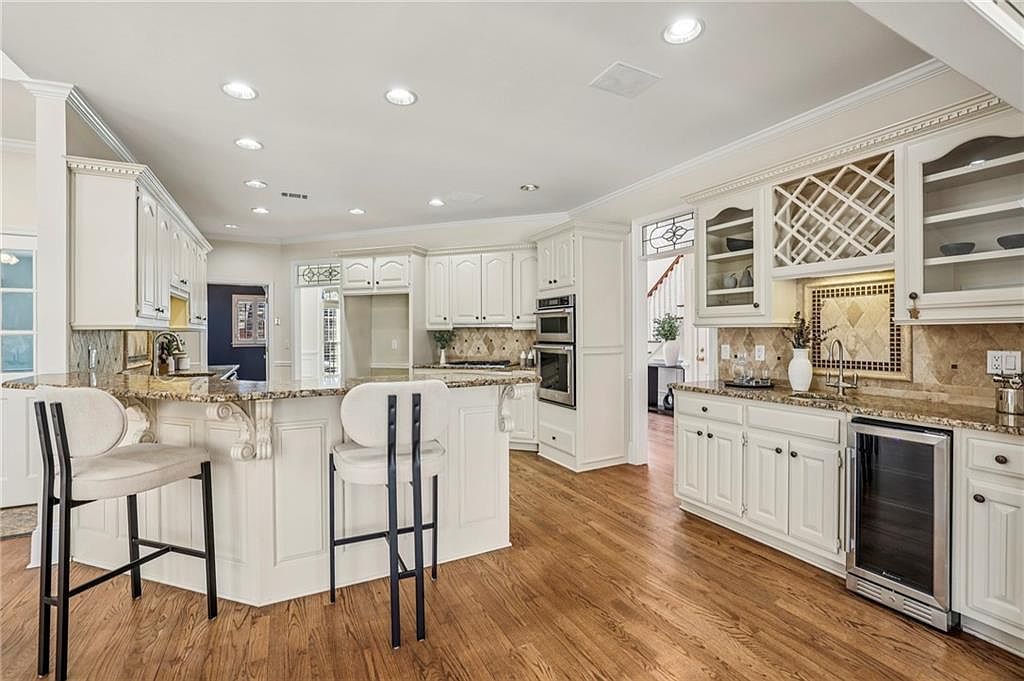 12215 Winding Oak Trl Johns Creek, GA 30005 - Thumbnail 4