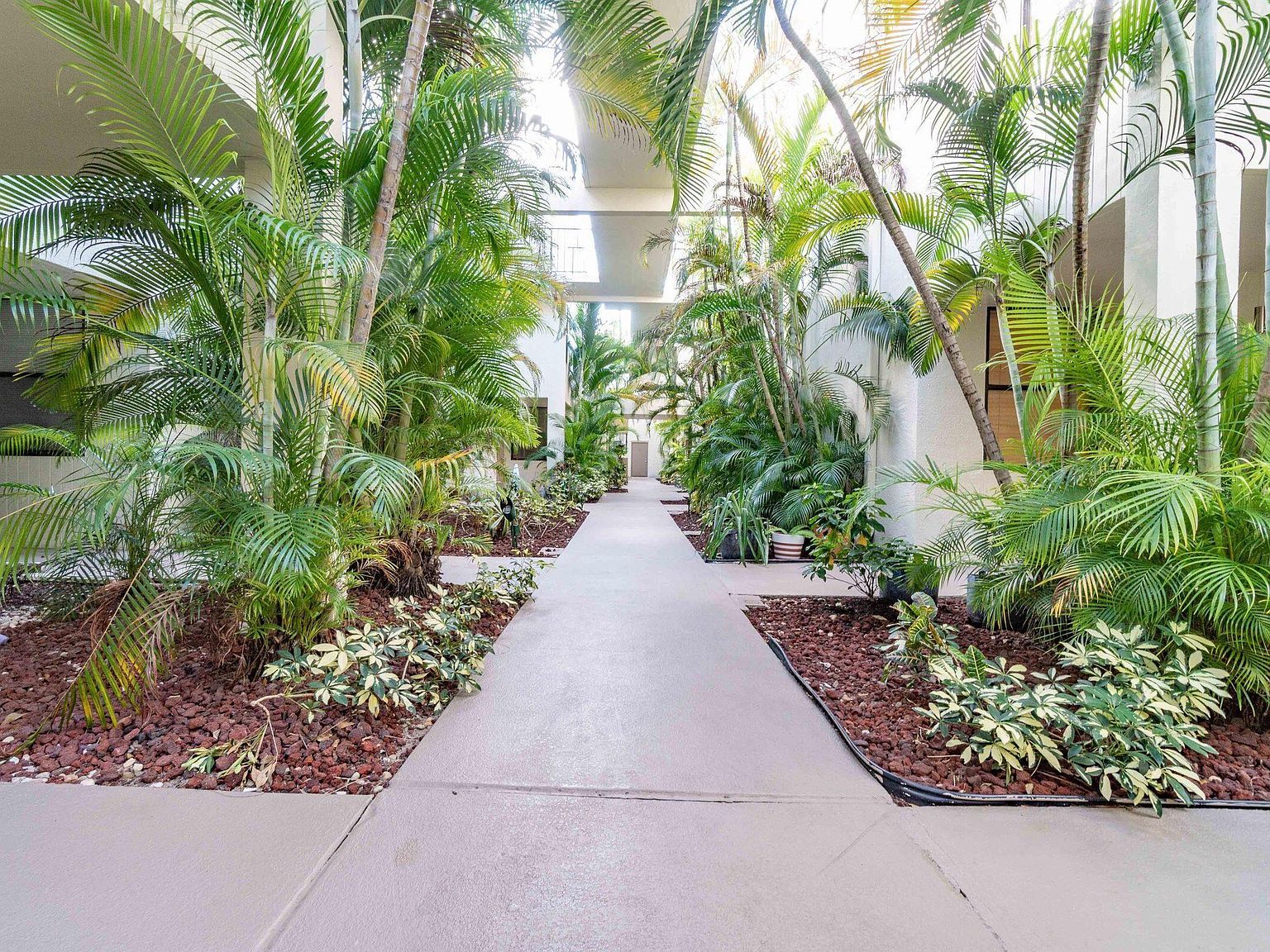 20341 NE 30th Ave #PENTHOUSE 14-6 Aventura, FL 33180 - Thumbnail 4