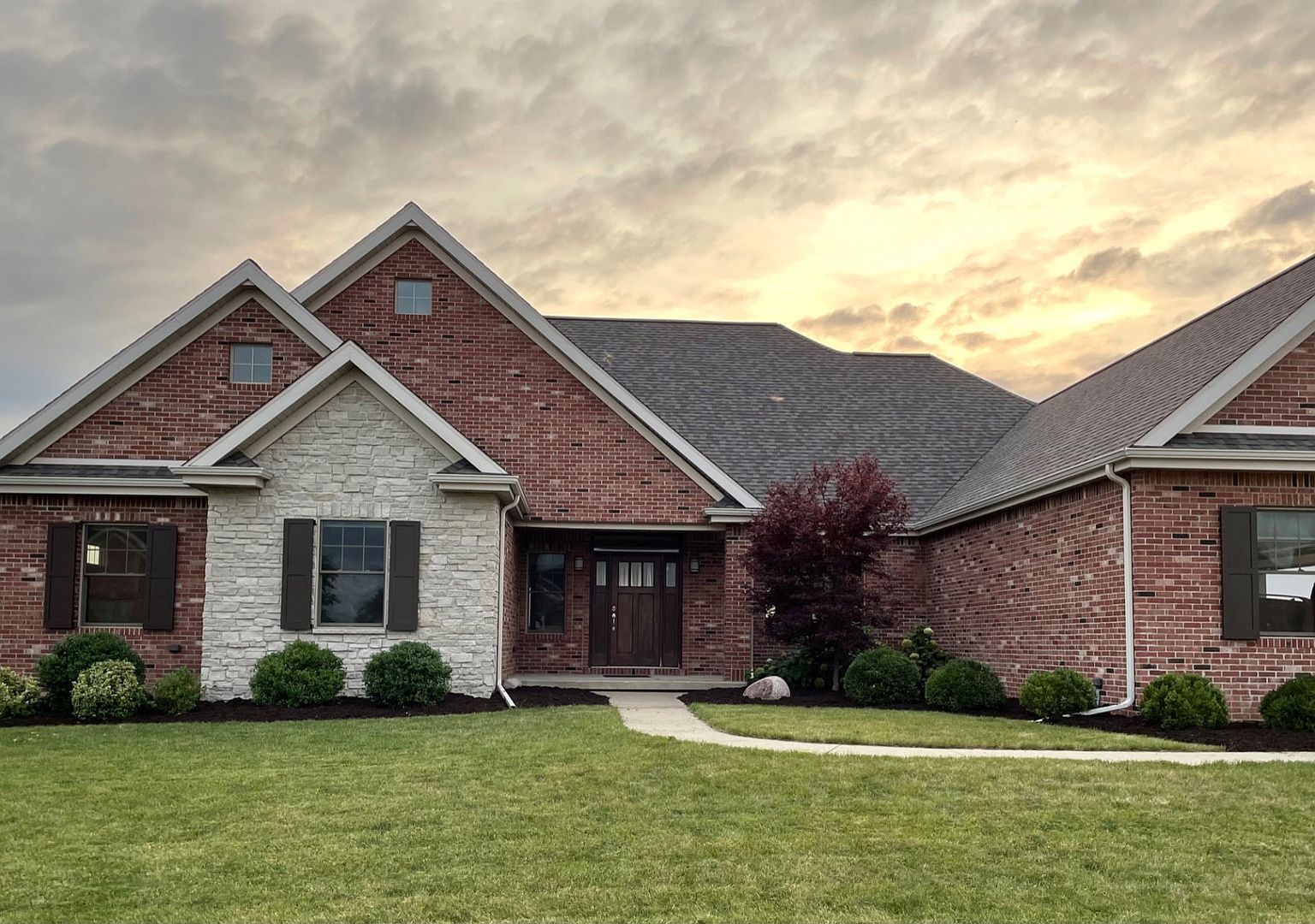 1409 Yorkshire Dr Savoy, IL 61874 - Thumbnail 4