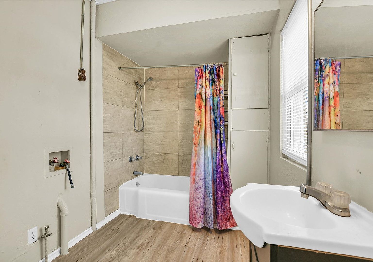 602 S Elm St Villa Grove, IL 61956 - Thumbnail 4