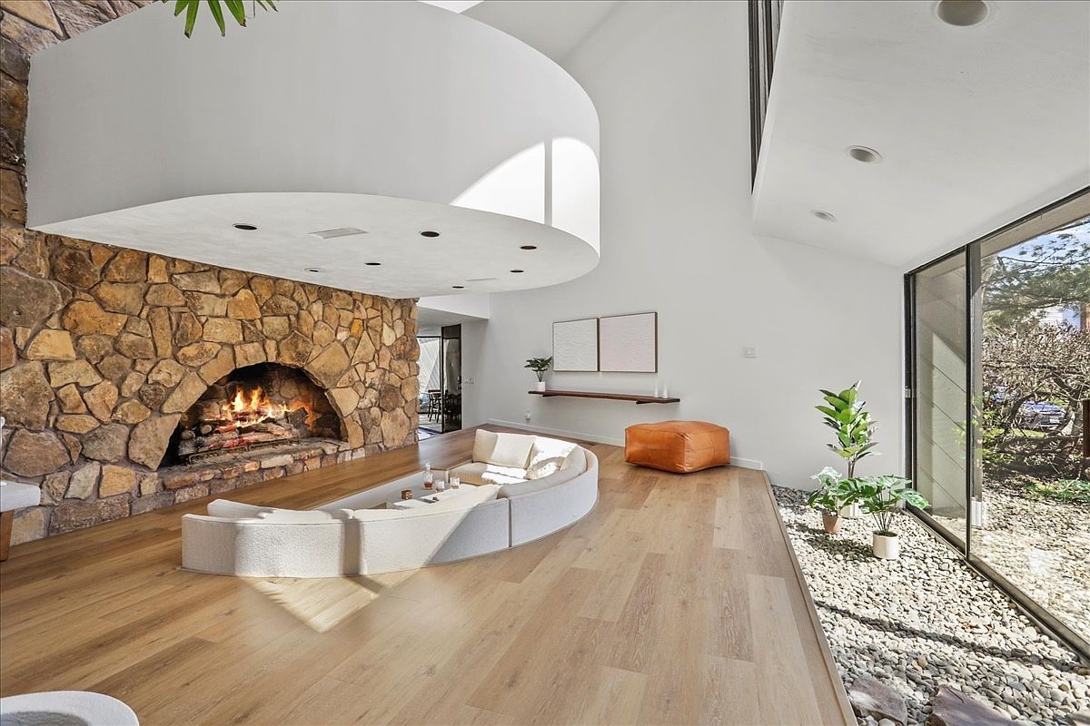 4010 Clubhouse Dr Champaign, IL 61822 - Thumbnail 4