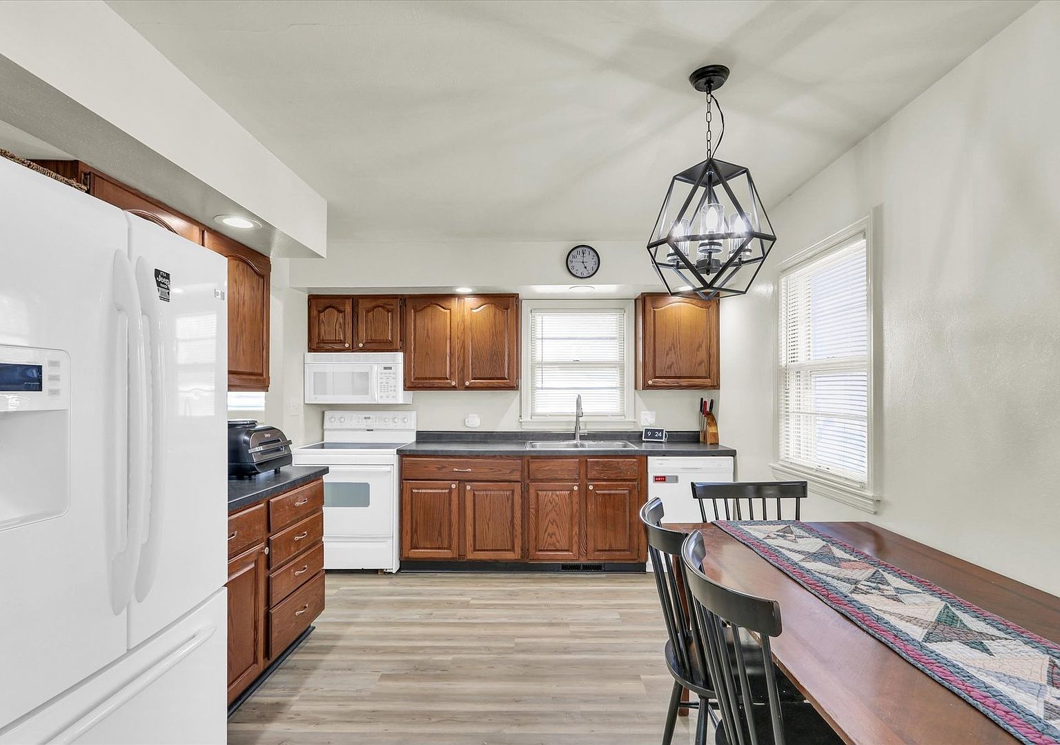 317 S Draper Ave Champaign, IL 61821 - Thumbnail 4