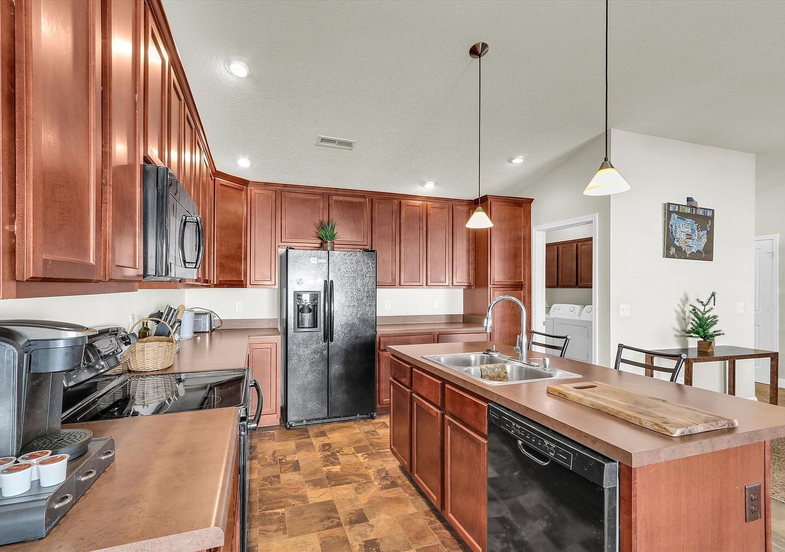 3207 Stanley Ln Champaign, IL 61822 - Thumbnail 4