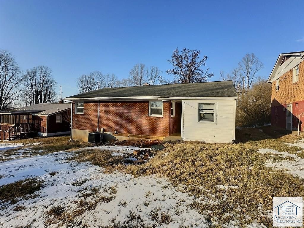 824 Clearview Dr Martinsville, VA 24112 - Thumbnail 4