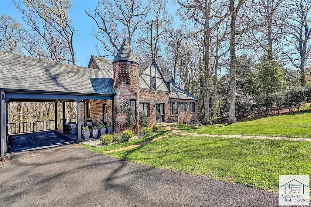 925 Mulberry Rd Martinsville, VA 24112 - Thumbnail 4
