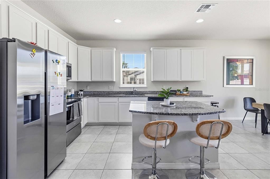 17241 Goldcrest Loop Clermont, FL 34714 - Thumbnail 4