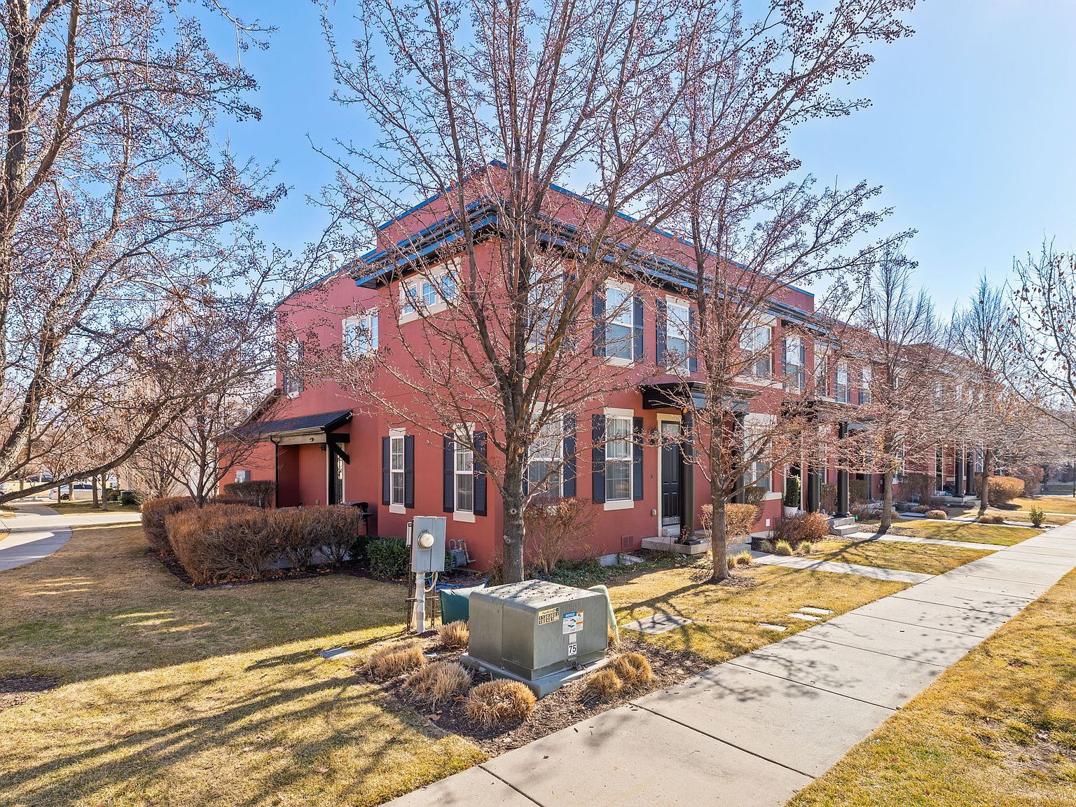 10637 S Oquirrh Lake Rd South Jordan, UT 84009 - Thumbnail 4