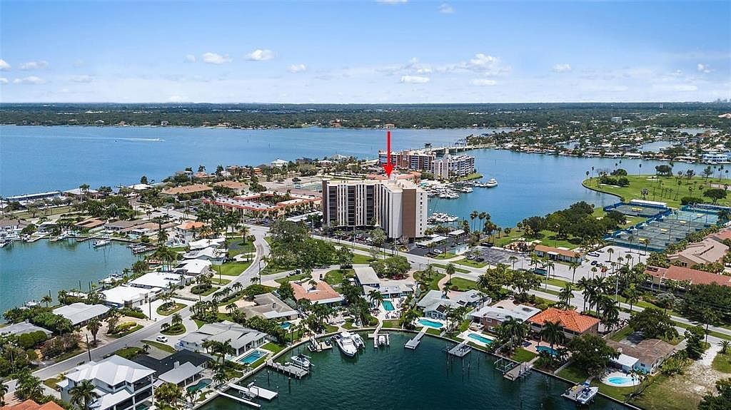 10355 Paradise Blvd #1010-1011 Saint Petersburg, FL 33706 - Thumbnail 4