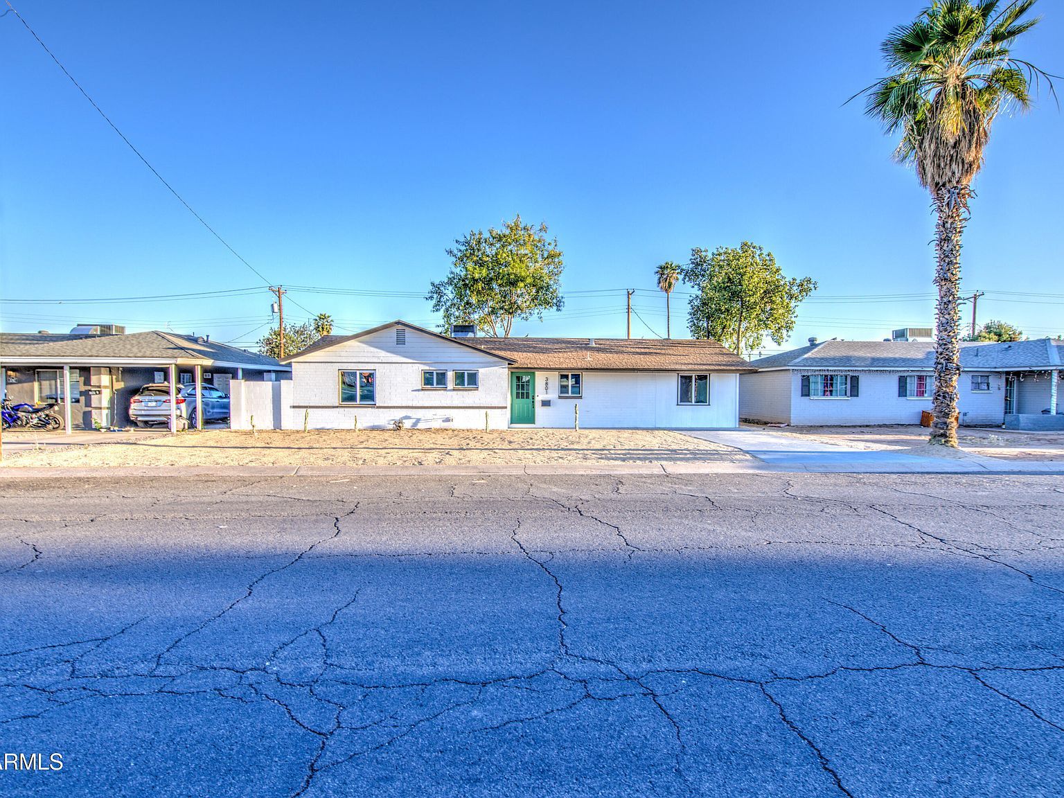 3801 W Montebello Ave Phoenix, AZ 85019 - Thumbnail 4