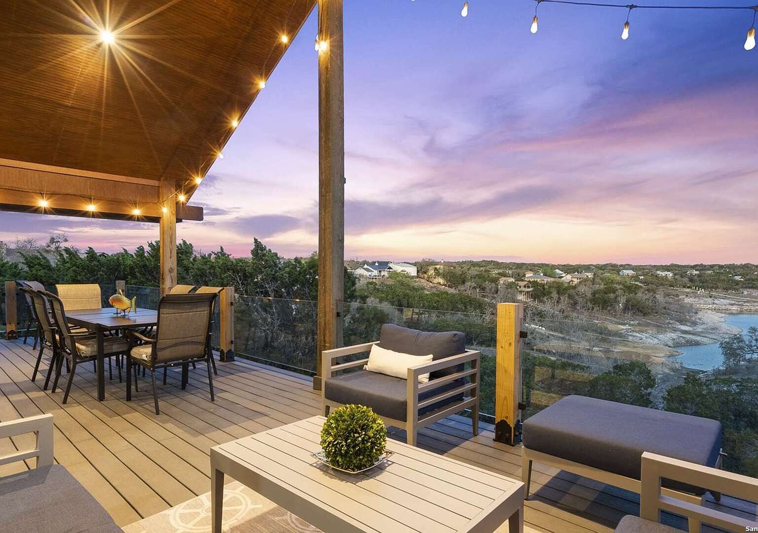 717 Riviera Dr Canyon Lake, TX 78133 - Thumbnail 4