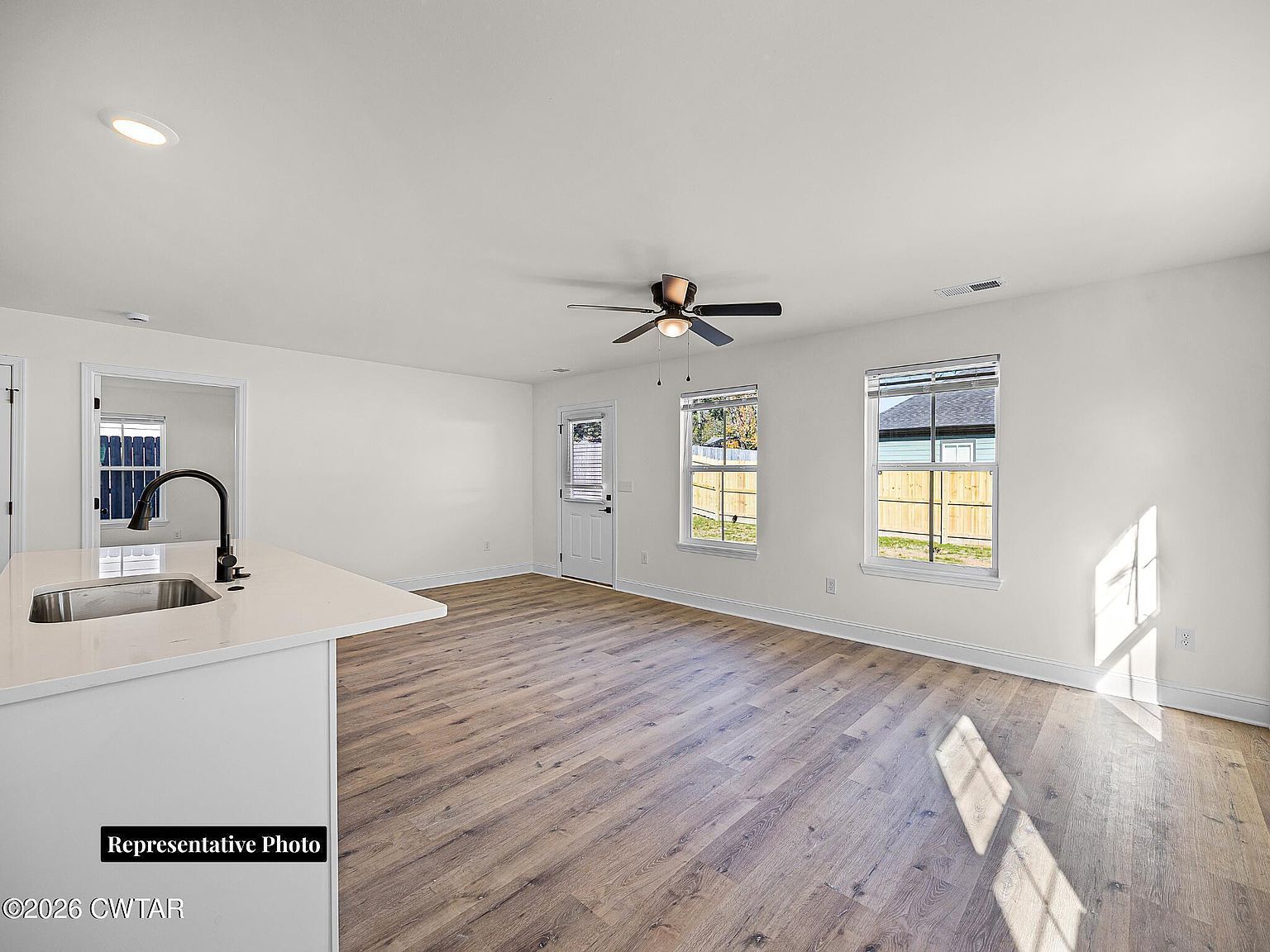 122 E Grand St Jackson, TN 38301 - Thumbnail 4