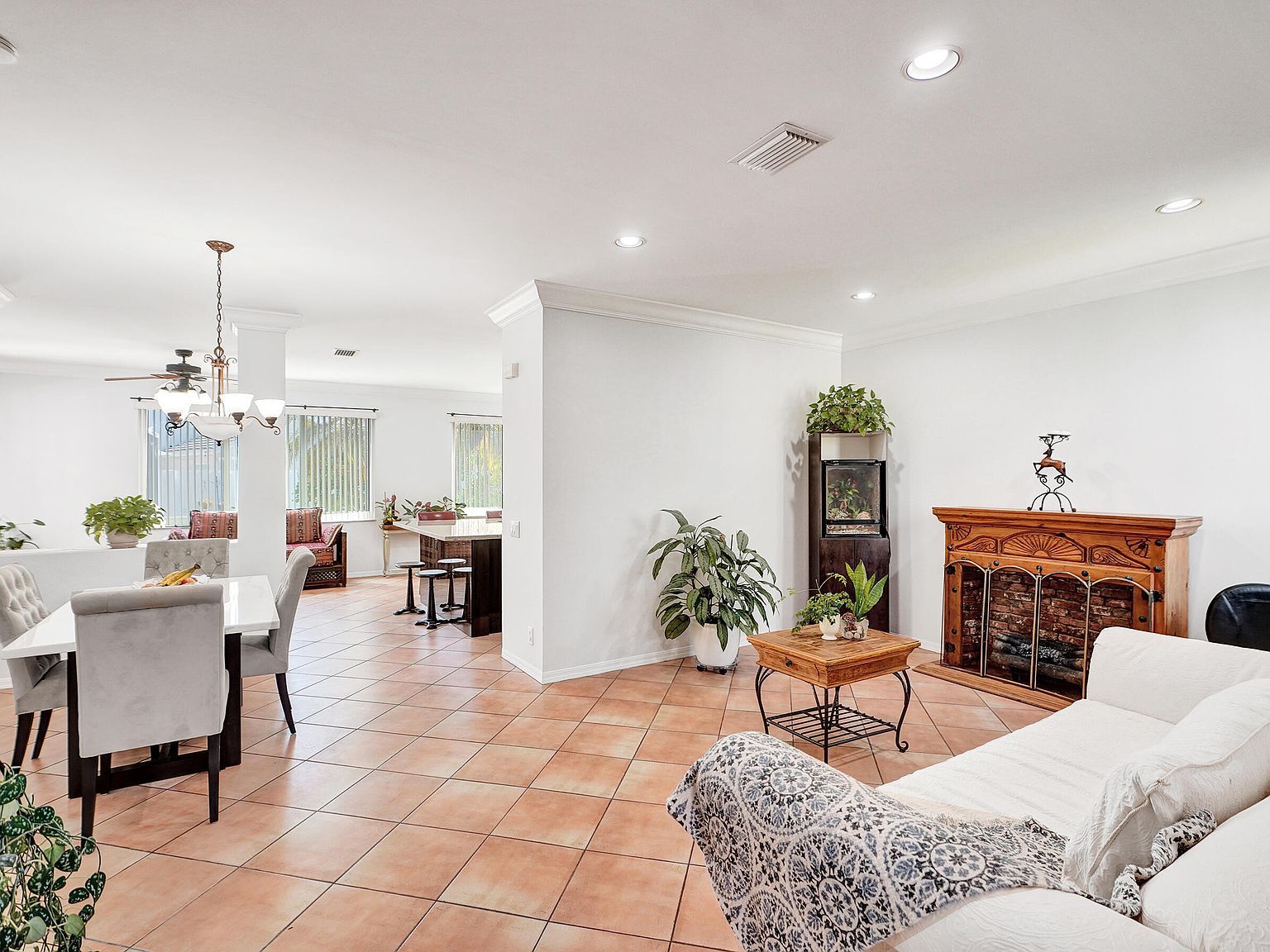 873 Stanton Dr Weston, FL 33326 - Thumbnail 4