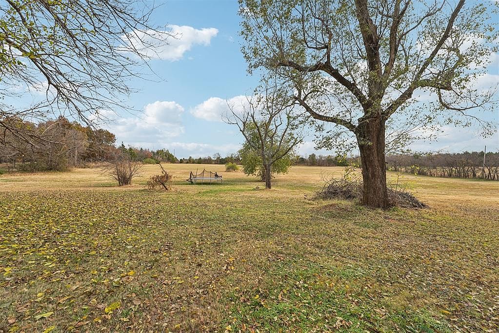 930 Estell Dr Moore, OK 73160 - Thumbnail 4