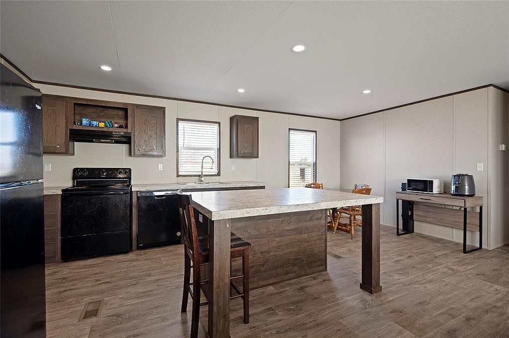 12201 Meadowlake Ct Guthrie, OK 73044 - Thumbnail 4