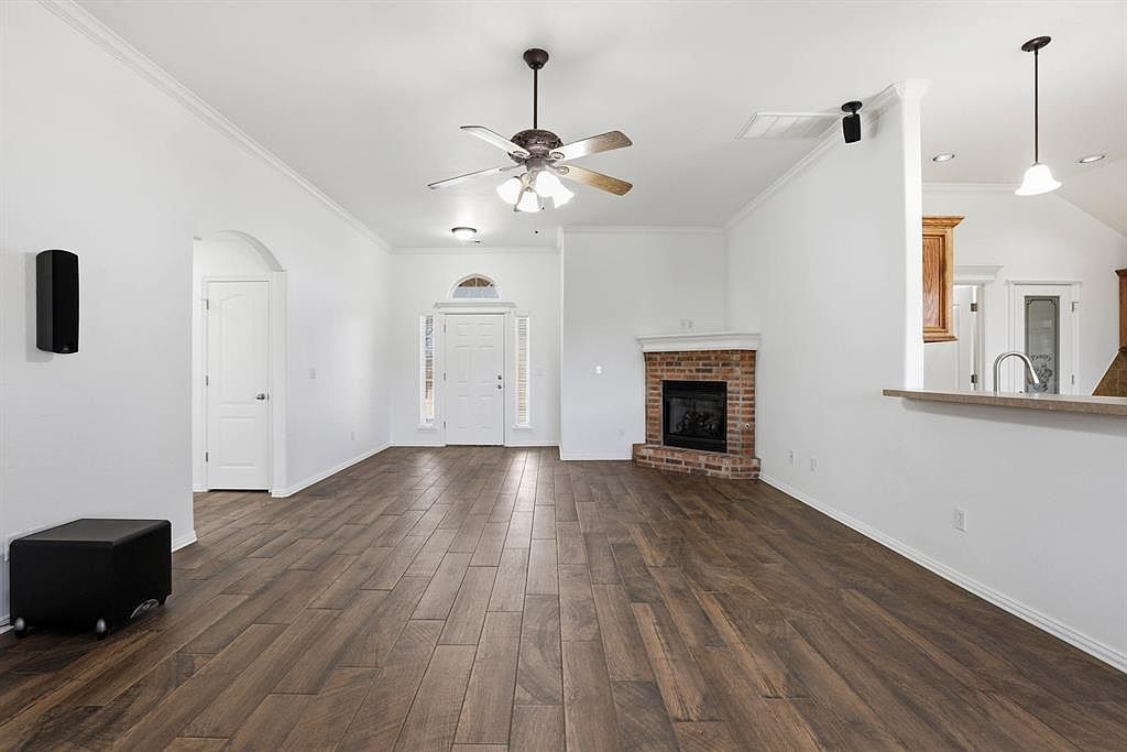 708 E Forest Court Ln Mustang, OK 73064 - Thumbnail 4