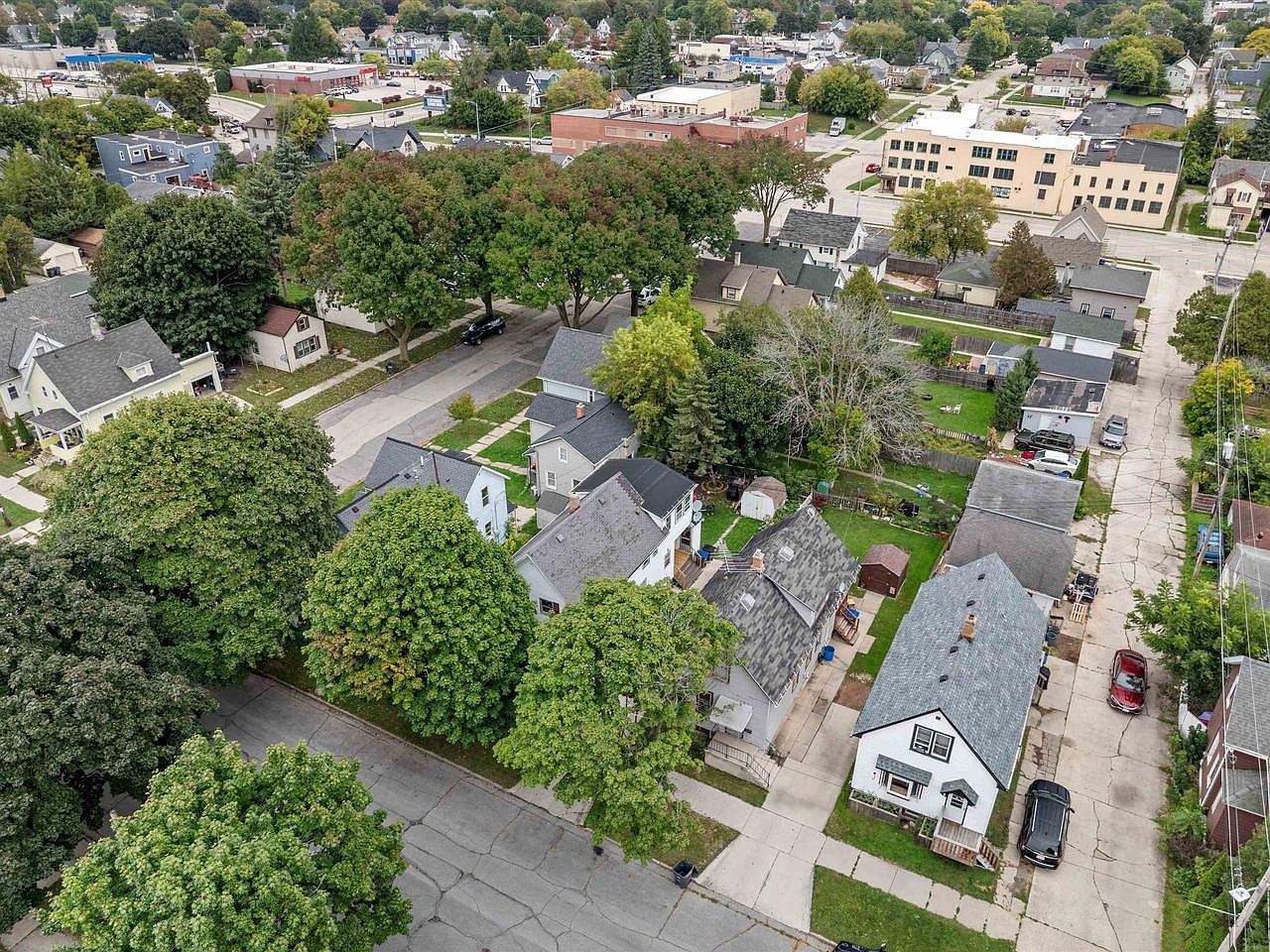 1325-1327 N 15th St Sheboygan, WI 53081 - Thumbnail 4