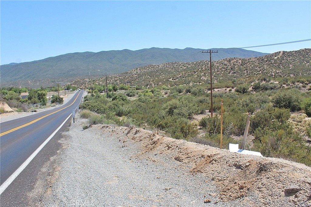 11 Summit Valley Rd Hesperia, CA 92345 - Thumbnail 4