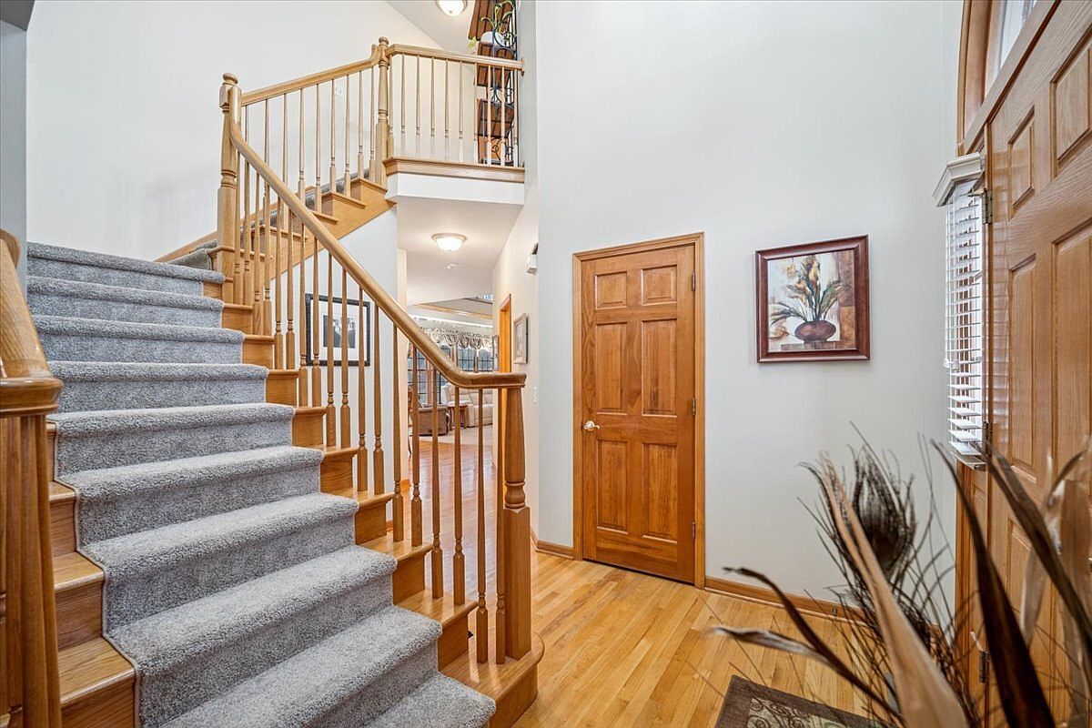 1101 King Edward Ave Saint Charles, IL 60174 - Thumbnail 4