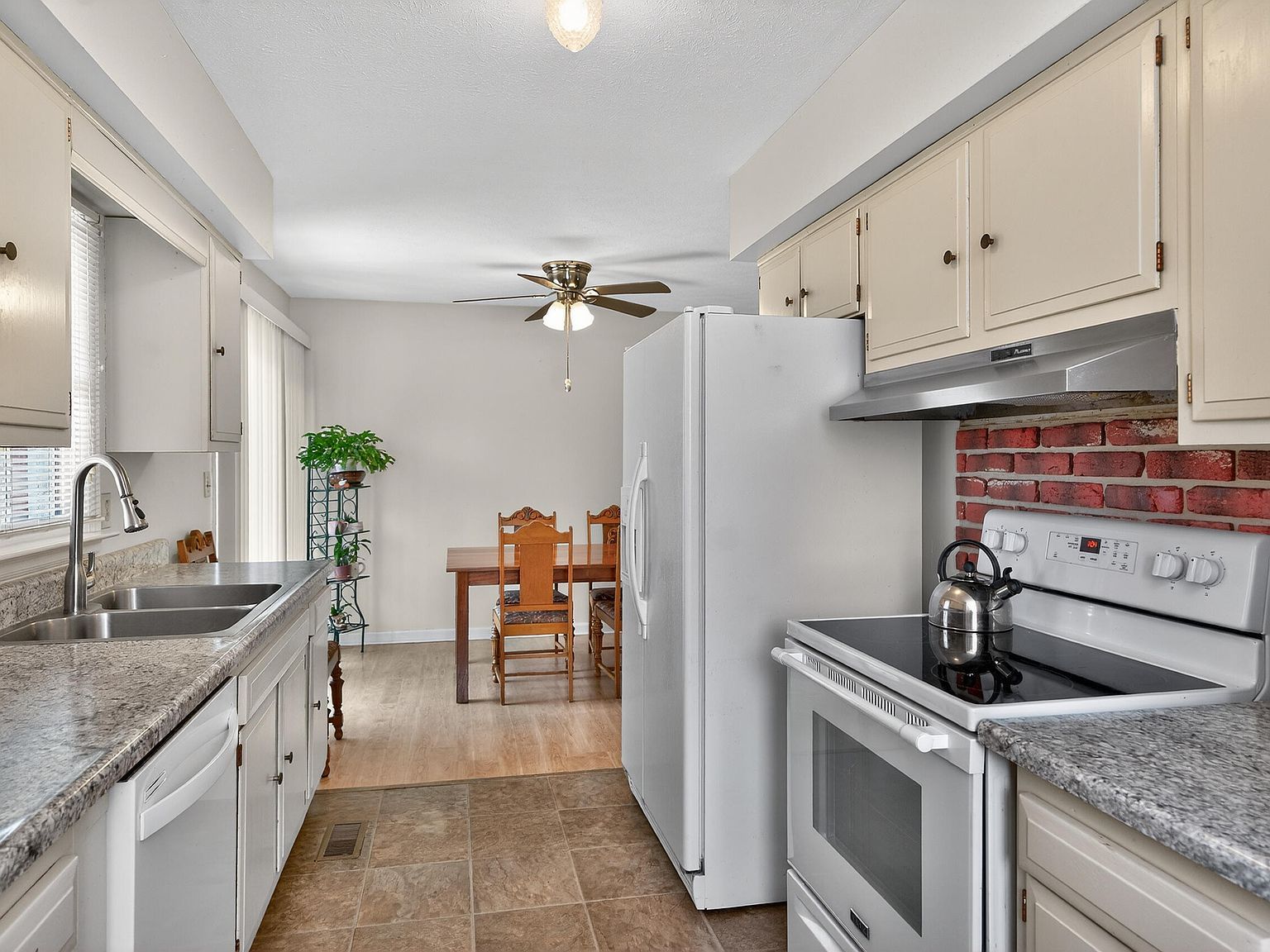 480 Wanstead Way Lexington, KY 40505 - Thumbnail 4