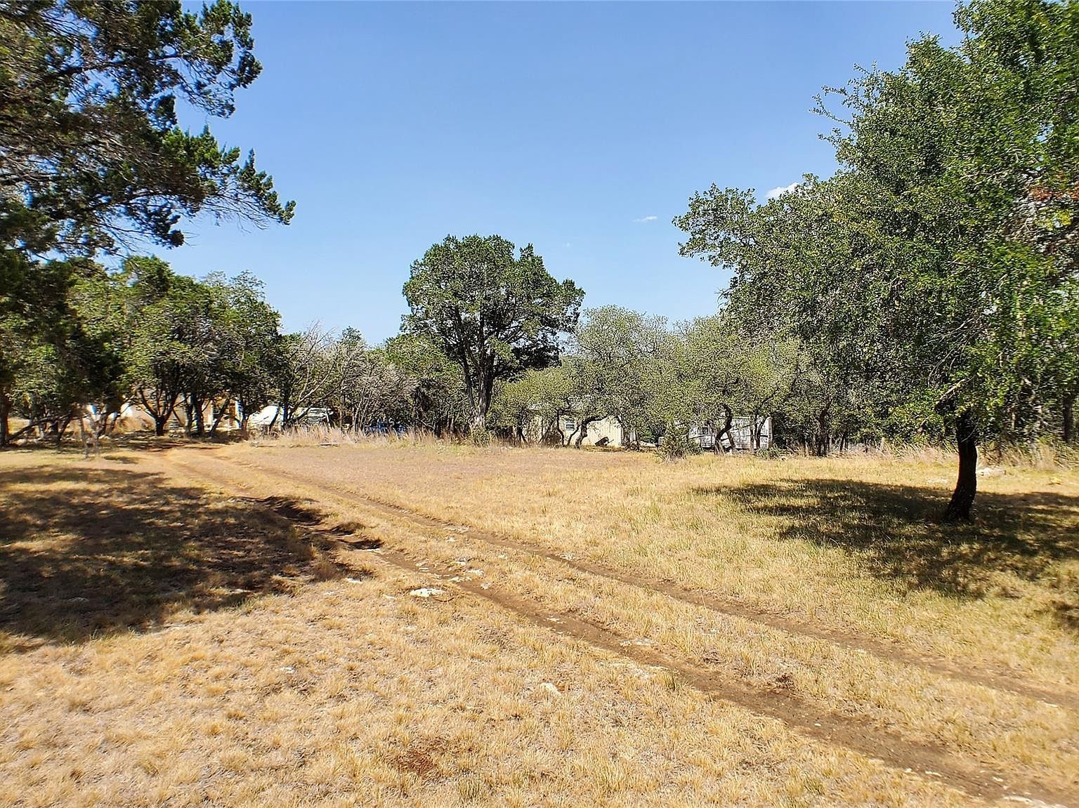 650 Beauchamp Rd Dripping Springs, TX 78620 - Thumbnail 4