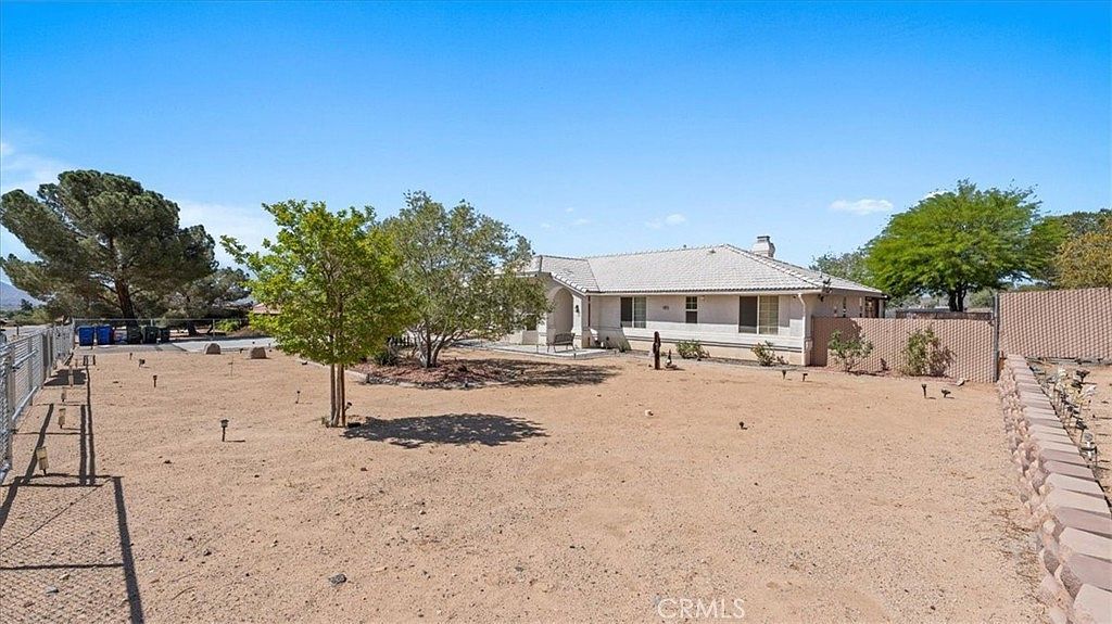17112 Century Plant Rd Apple Valley, CA 92307 - Thumbnail 4