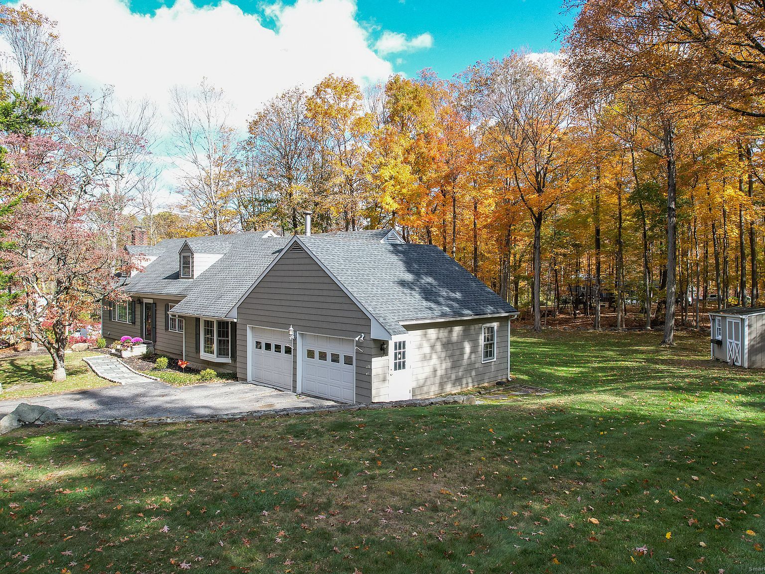 76 Sugarloaf Mountain Rd Ridgefield, CT 06877 - Thumbnail 4