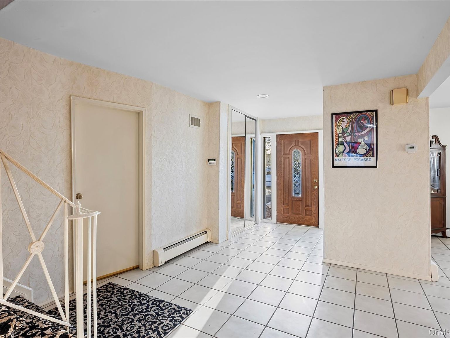 1981 Cynthia Ln Merrick, NY 11566 - Thumbnail 4