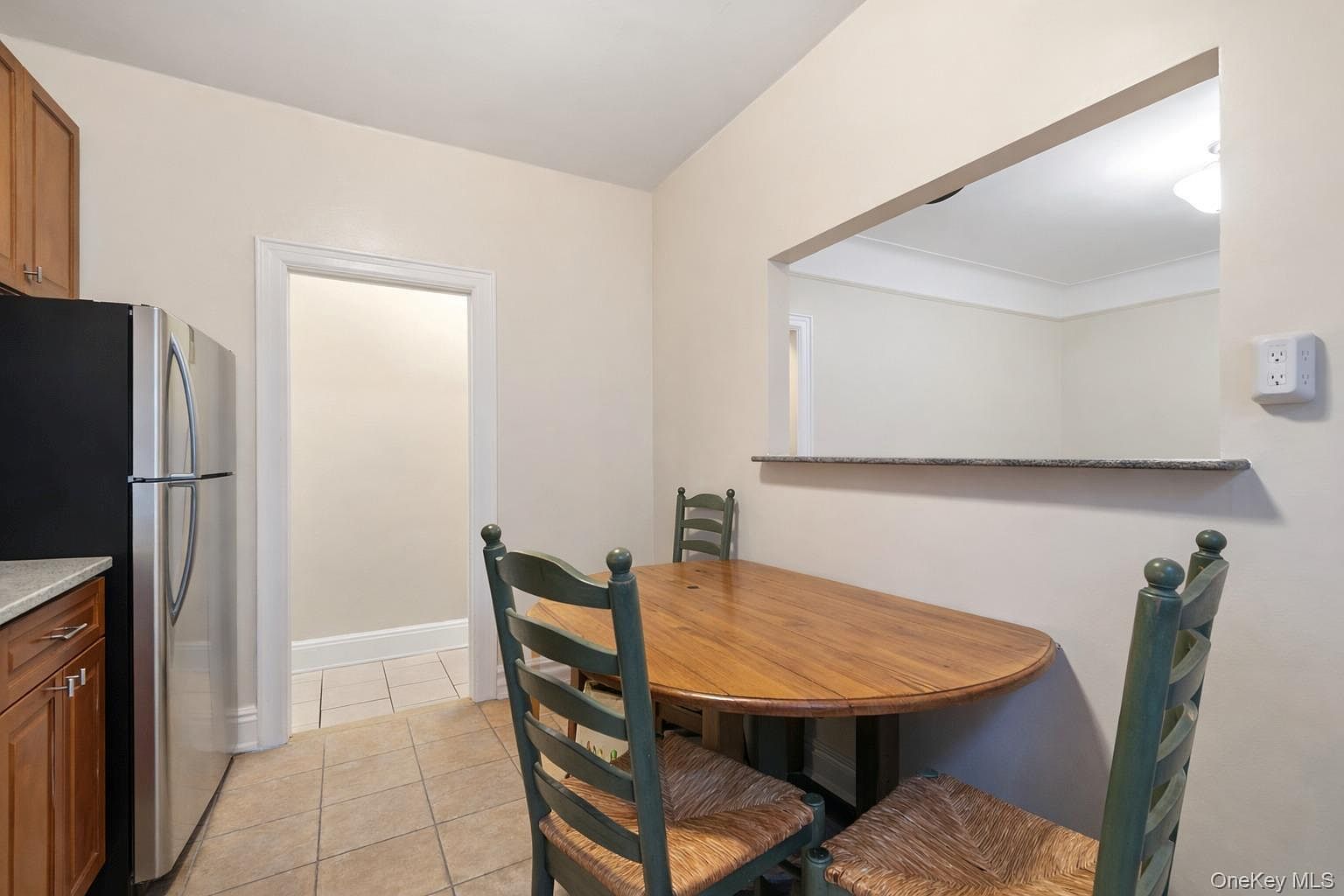 1840 21st Dr Astoria, NY 11105 - Thumbnail 4