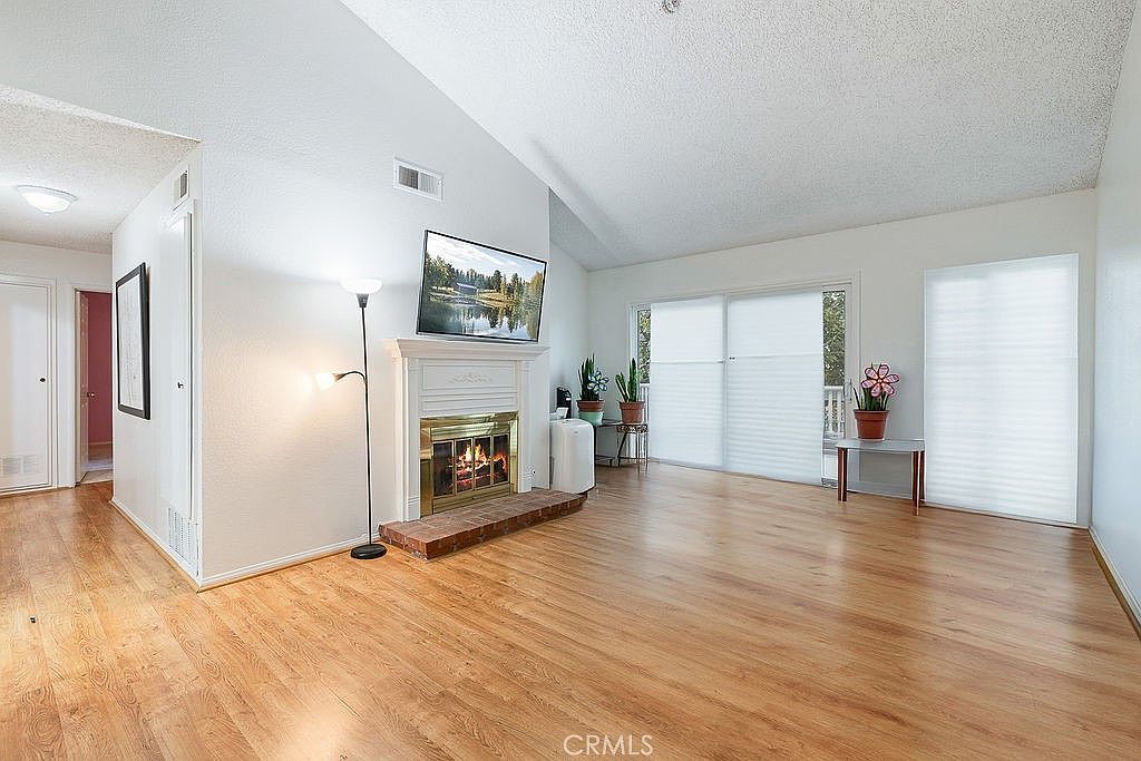 1301 Via Sebastian UNIT 24 San Pedro, CA 90732 - Thumbnail 4