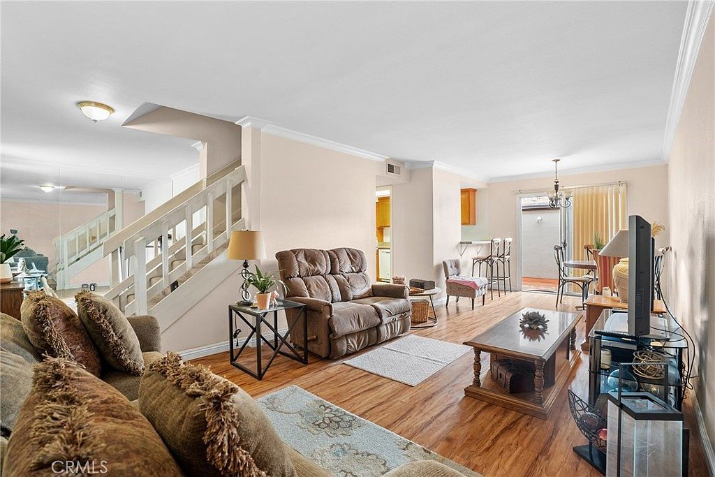 8784 1/2 Wyngate St Los Angeles, CA 91040 - Thumbnail 4