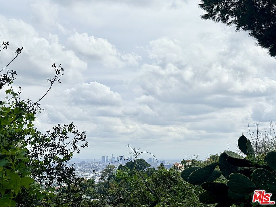 8468 Elusive Dr Los Angeles, CA 90046 - Thumbnail 4