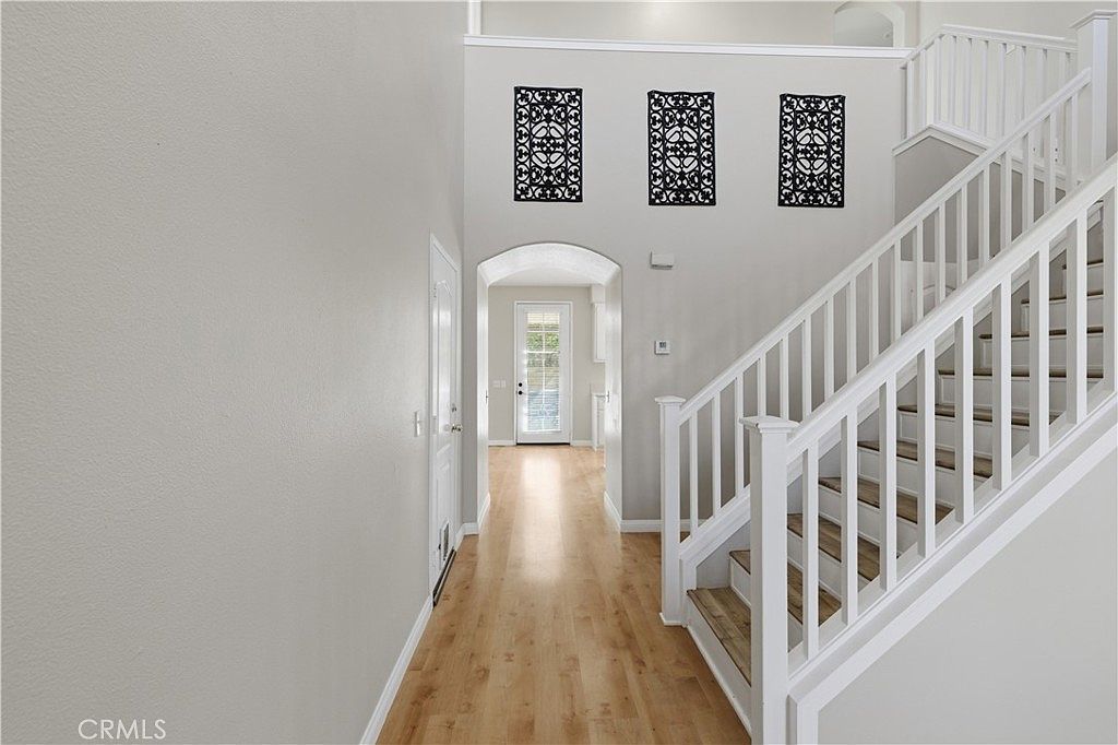 23322 Montecito Pl Valencia, CA 91354 - Thumbnail 4