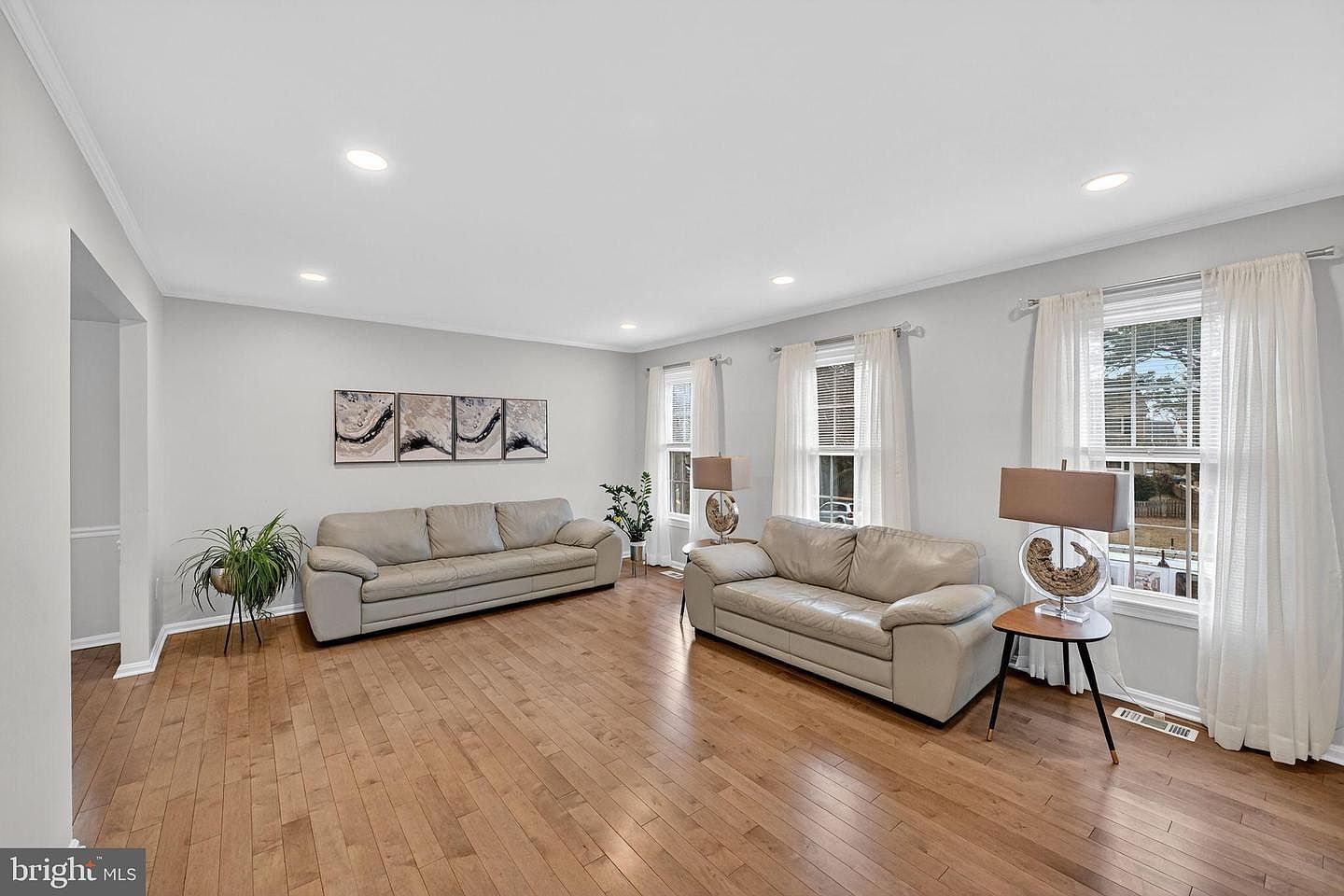 711 Campbell Way Herndon, VA 20170 - Thumbnail 4