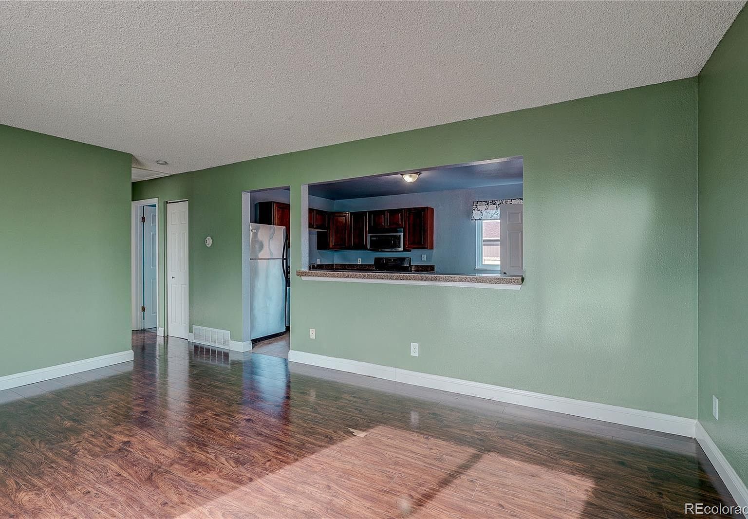 5557 Billings St Denver, CO 80239 - Thumbnail 4