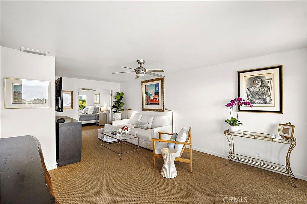 21702 Ocean Vista Dr APT F Laguna Beach, CA 92651 - Thumbnail 4