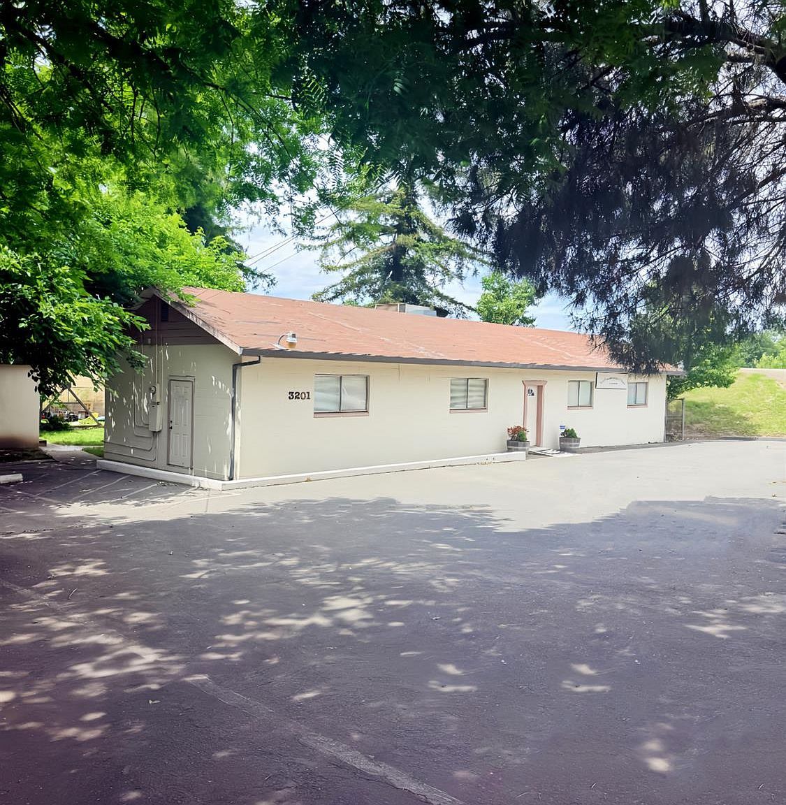 3201 Rio Linda Blvd Sacramento, CA 95815 - Thumbnail 4